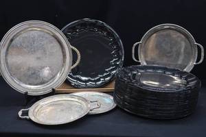 lot 102 image: LARGE LOT OF TRAYS