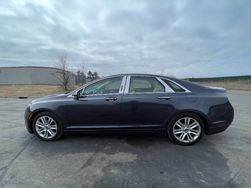 2014 Lincoln MKZ - AWD - 77,164 MILES