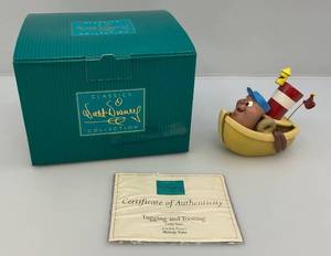 lot 36 image: Vintage WDCC Tugging  & Tooting  Little Toot NIB With COA