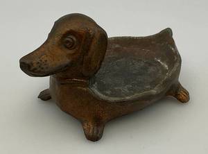 lot 43 image: Vintage Dachshund Dog Ashtray Copper Coated