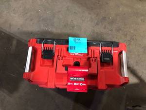 lot 6 image: Milwaukee PACKOUT 38 in. Rolling Modular Tool Chest Customer Returns See Pictures