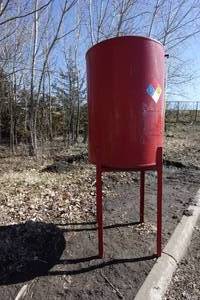 lot 9 image: Steel Liquid Tank on Stand - 250 Gallon