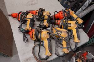 lot 506 image: 6 DeWalt Corded Drywall Screwdrivers