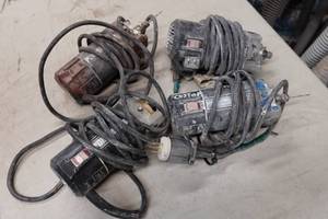 lot 523 image: 4 Porter-Cable Corded Drywall Cut-Out Tools