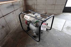 lot 11 image: Honda WT20X Gas Powered Trash Pump