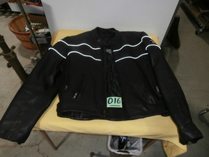 lot 16 image: Vintage Wilson Leather Motorcycle Jacket with Harley Patches