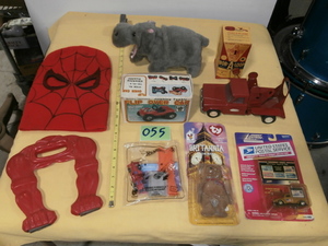 lot 55 image: Nice Group of Vintage Toys
