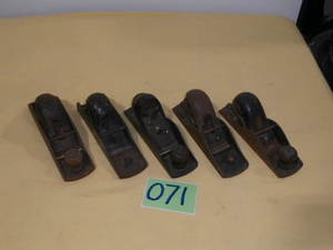 lot 71 image: 5 Vintage Block Planes