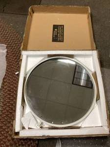 lot 47 image: Small Round White Modern Mirror (18 in. H x 18 in. W)   Customer Returns See Pictures