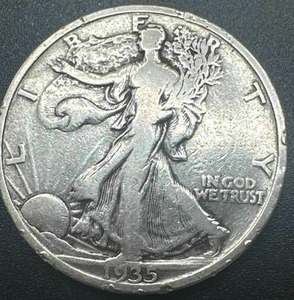 1935-P Walking Liberty Half Dollar