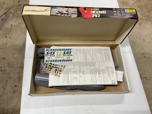 Vintage Airplane Model Kit No. 459 Heller 1125 Boeing 747 wOriginal Instructions...