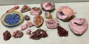 Pints Quarry Independence Iowa Collection of Calcite Geode, Crystal, Gypsum, Fluorite, Garnet Crystal, Copper Sulfate Etc.