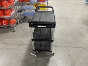 lot 110 image: Rubbermaid Utility Cart