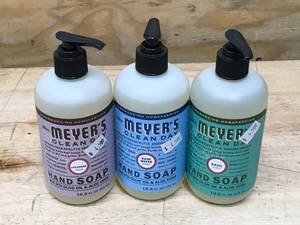 lot 82 image: Lot of 3 - Mrs.Meyers Hand Soaps 0415243.77
