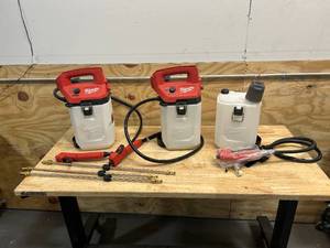 lot 104 image: MILWAUKEE M12 Sprayers (tool only)