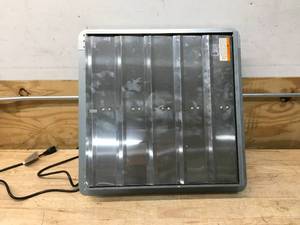 lot 93 image: Shutter Exhaust Fan (Amazon Return)