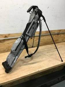lot 112 image: Sunday Golf - Golf Bag (Amazon return)