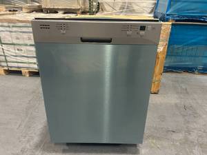 lot 151 image: Seasons Dishwasher Model # GDF510PSR6SS (Scratch and Dent Untested)
