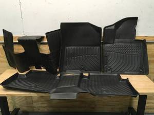 lot 164 image: Automotive Floormats