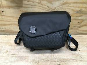 lot 157 image: VSGO Professional Photography Bag (retail $95)