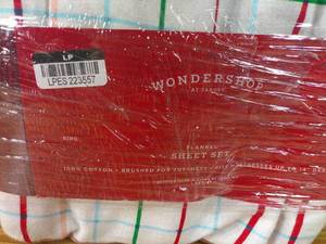 lot 5 image: KING Flannel Sheet Set Cotton Wondershop Multicolored Squares