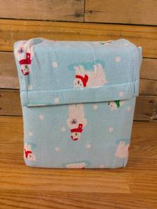 lot 29 image: Flannel Polar Bear Print Sheet Set-Queen- Light Blue