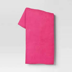 lot 58 image: Solid Plush Throw Blanket-Pink