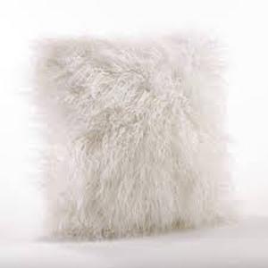 lot 64 image: Poly Filled Faux Mongolian Fur Throw Pillow - Saro Lifestyle-Ivory