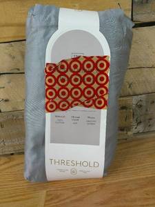 lot 79 image: 400 Thread Count Performance Flat Sheet - Threshold-Classic Gray-TwinTwin XL