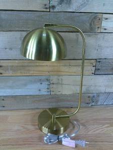 lot 96 image: Valencia Table Lamp Brass - Threshold