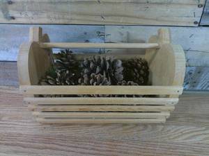 lot 100 image: Decorative Apple Shape Wooden Hand Basket w Pinecones