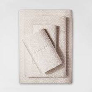 lot 61 image: 400 Thread Count Printed Performance Sheet Set - Threshold-TwinTwin XL-Beachcomber