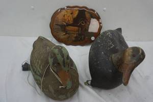 Vintage Duck Decoys & Picture of a duck