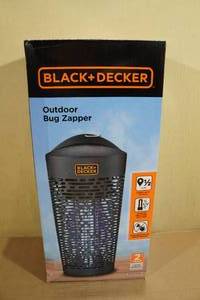 lot 14 image: Black  Decker Outdoor Bug Zapper