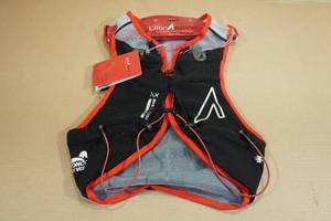 lot 25 image: Ultraspire Big Bronco Light Weight Running Vest -Small