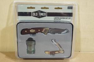 lot 34 image: Old Timer Limited Edition Knife Gift Set