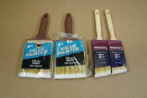 lot 185 image: Assorted Paintbrushes