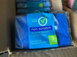 lot 138 image: Scrubbing Pads