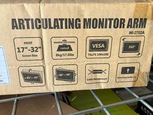 lot 20 image: Dual Monitor Mount