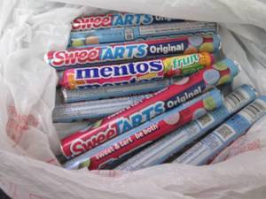 12 pks Mentos & SweeTarts...