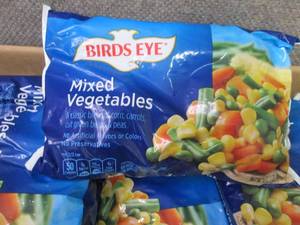 Case of 12- 16 oz Bags FROZEN Bird...