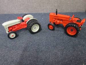 Ford Tractor with Duel Wheels, John...