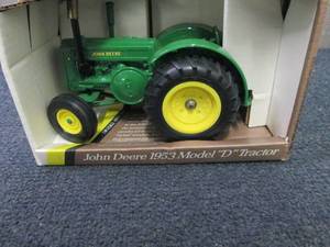 Ertl John Deere 1953 Model D Trac...