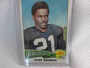1975 Topps Cliff Branch Rookie Card...