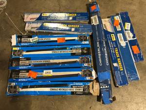 lot 26 image: Lot of Everbilt 160 lb Garage Door Extension Spring (2-Pack)  Customer Returns See Pictures