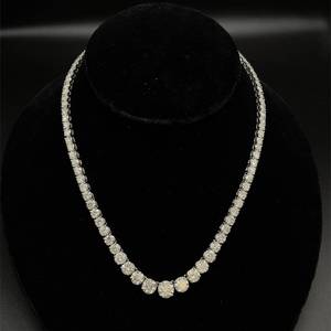 39.51 Carat G-Color Natural Diamond Tennis Chain Necklace in Platinum - $243,580 Appraisal Included - Heavyweight 62.90 Grams