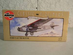 lot 13 image: NEW IN BOX - SEALED - AIRFIX 172 FORD F-AT TRI-MOTOR TIN GOOSE No. 04009 - FANTASTIC PIECE - SEE PICTURES