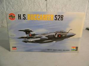 lot 26 image: NEW IN BOX - AIRFIX 172 H.S. BUCCANEER S2B No. 03055 - GREAT PIECE - SEE PICTURES