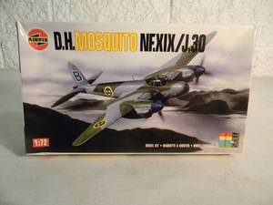 lot 31 image: NEW IN BOX - AIRFIX 172 D.H. MOSQUITO NF.XIXJ.30 No. 03062 - GREAT PIECE - SEE PICTURES