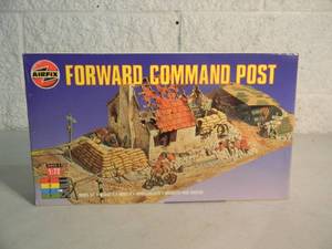 lot 33 image: NEW IN BOX - SEALED - AIRFIX 172 FORWARD COMAND POST No. 03381 - GREAT PIECE - SEE PICTURES
